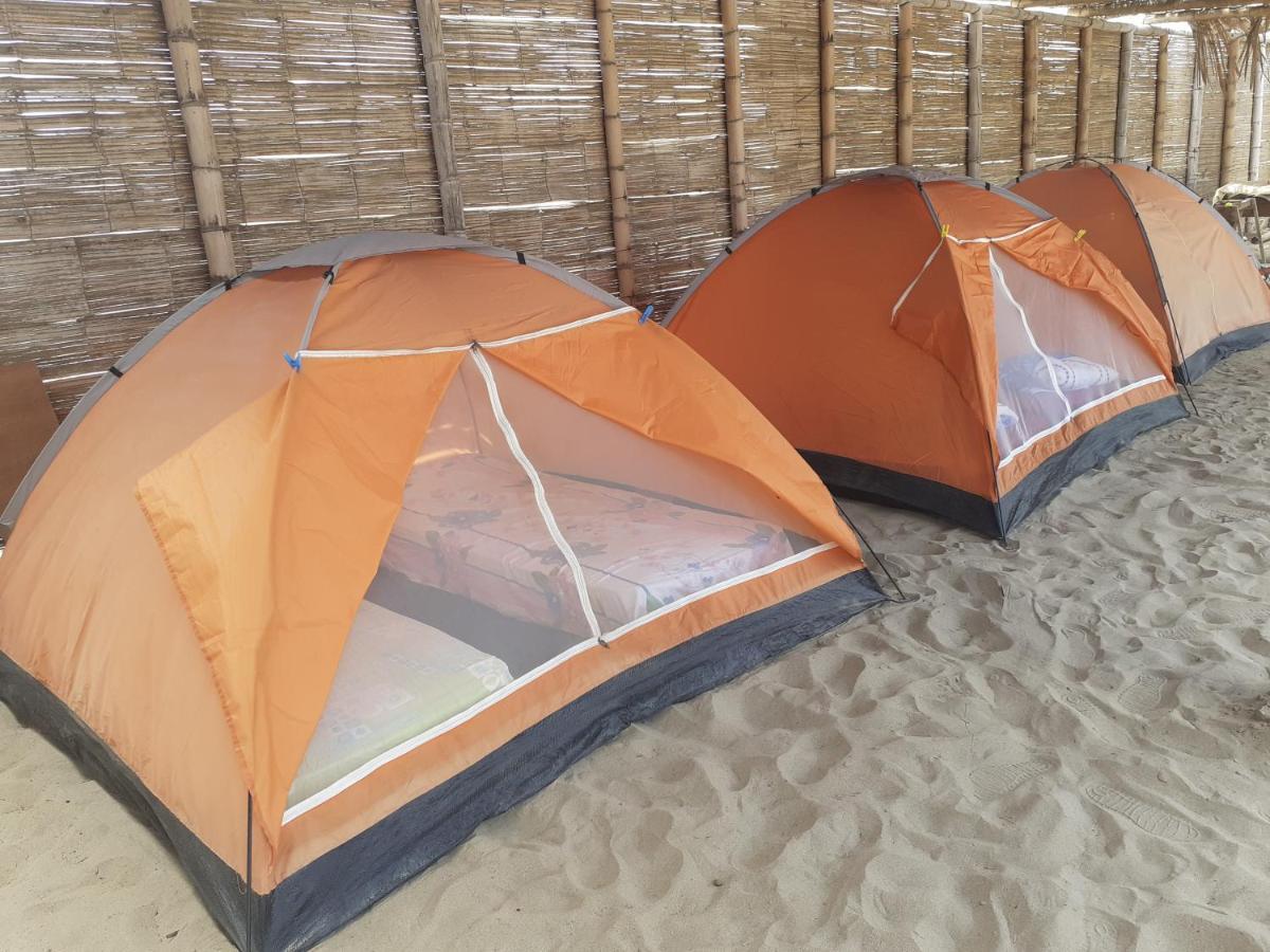 曼克拉 Pepon Surf Camp酒店 外观 照片