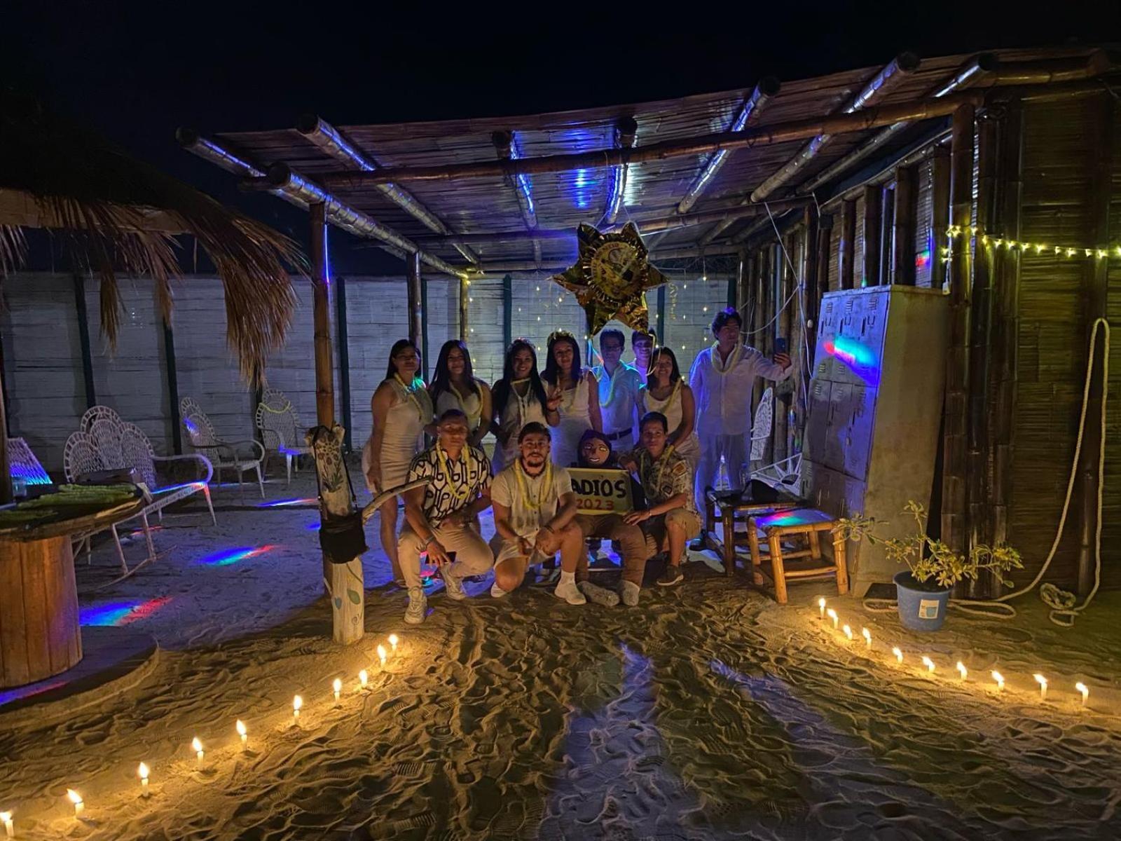 曼克拉 Pepon Surf Camp酒店 外观 照片